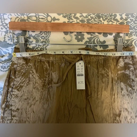 J. Crew Soleil Pant in Crinkled Viscose Honey Brown Gold NWT Size Medium - Picture 7 of 10